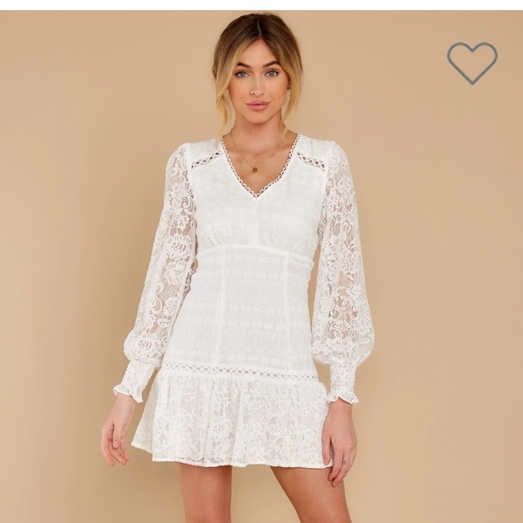 Lace long sleeve white dress size xs brand new - Picture 4 of 4
